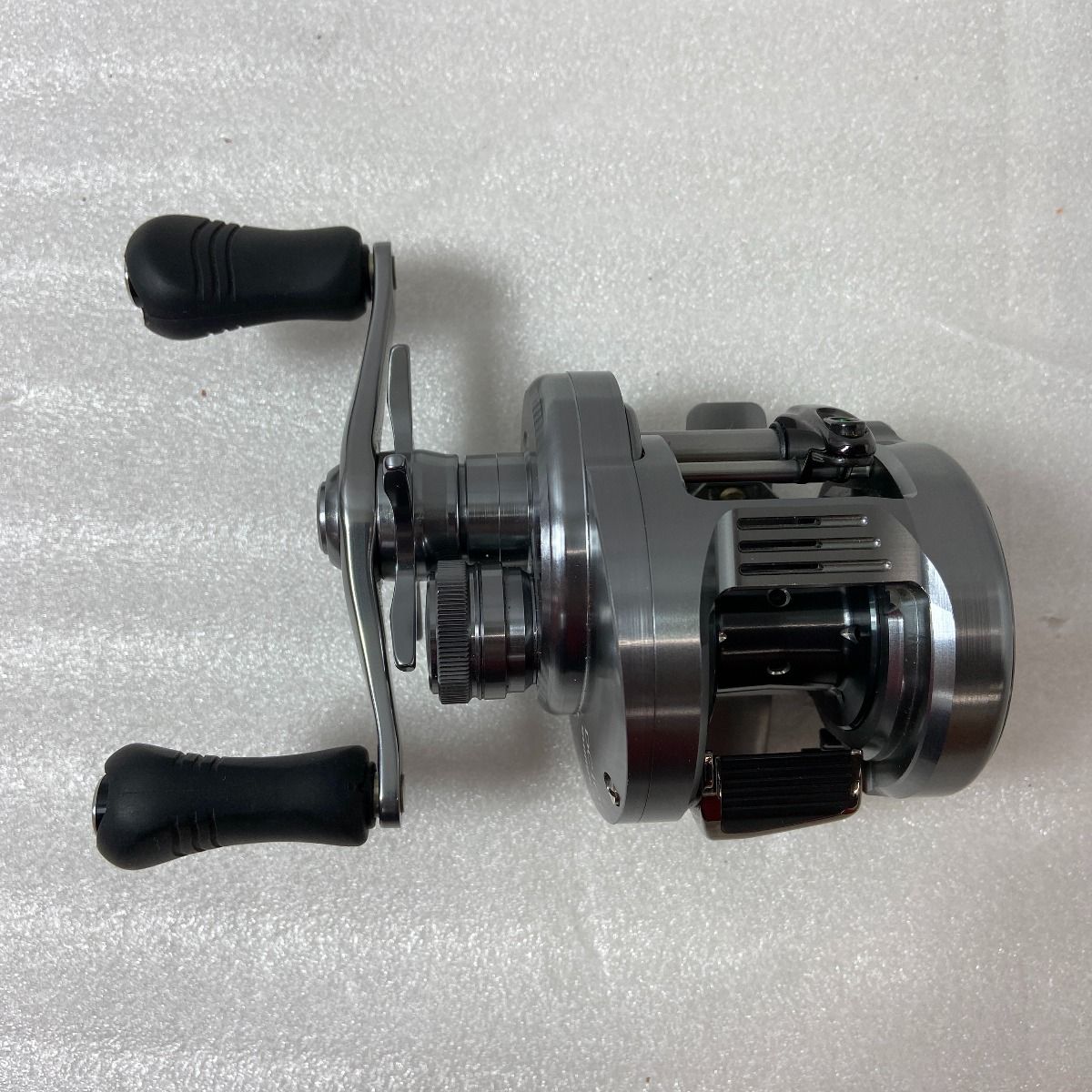 ΨΨSHIMANO シマノ カルカッタコンクエスト DC101 04084 - メルカリ