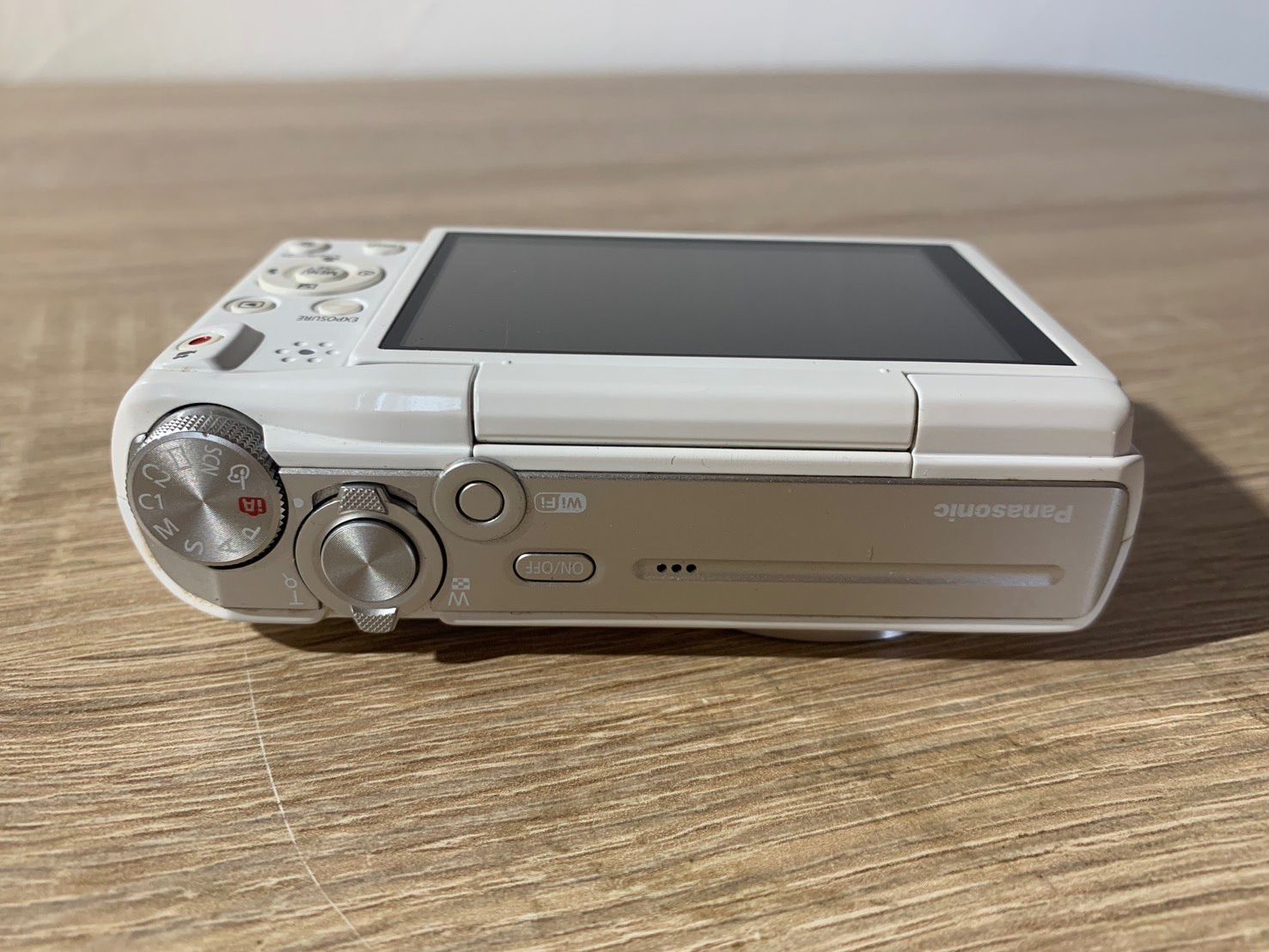 5824 Panasonic Lumix DMC-TZ57 ホワイト デジカメ 動作確認済み