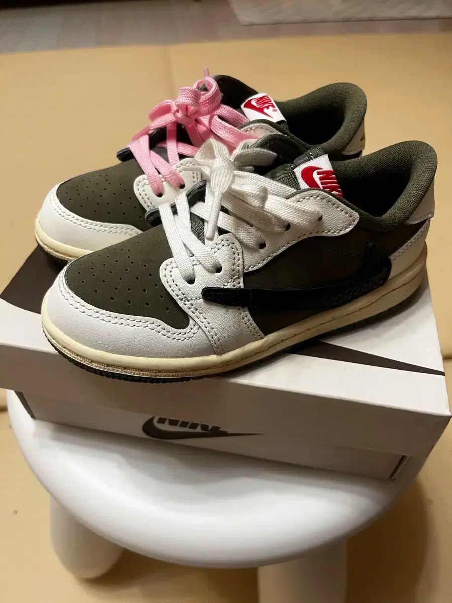 ジョーダン 1 トラヴィス スコット TD 9c キッズスニーカー NIKE ナイキ 150