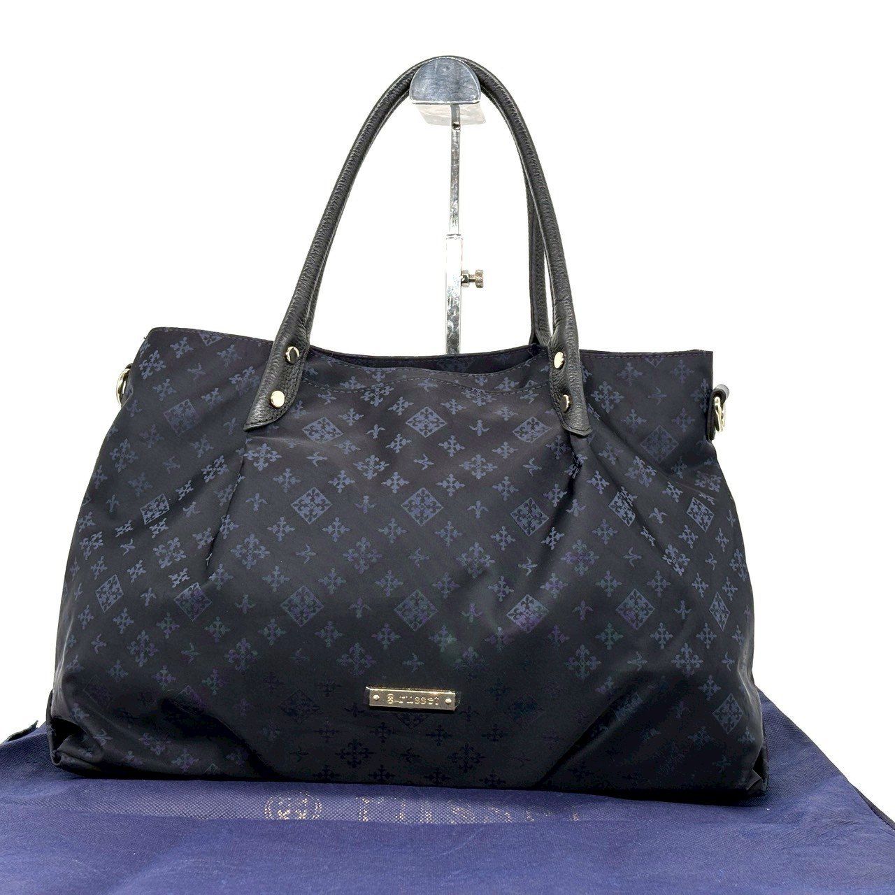 【美品】russet ラシット バックパック ナイロン　軽量 モノグラムロゴ 黒 Yahoo!オークション -「ラシット リュック 美品」(ラシット) (ら