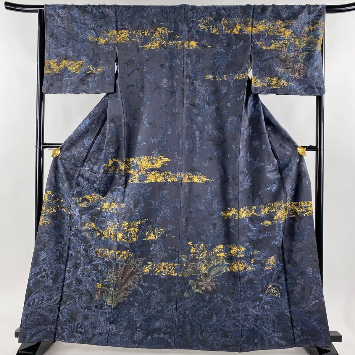 訪問着 身丈163cm 裄丈66cm M 袷 孔雀 草花 刺繍 金彩 黒灰 正絹