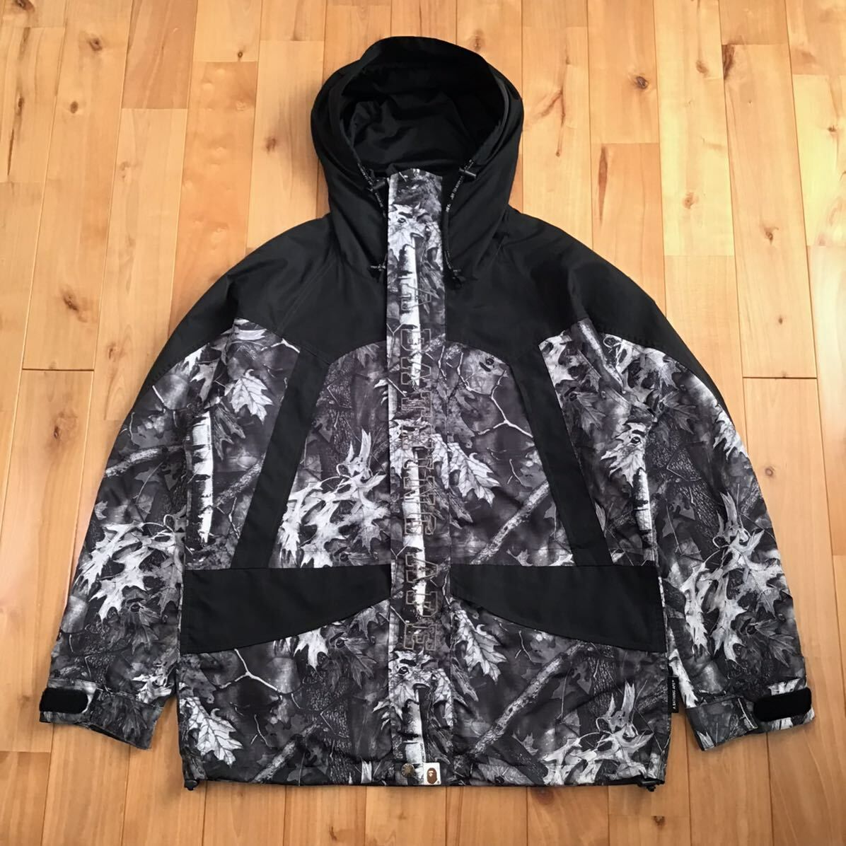 Forest camo スノボジャケット Lサイズ a bathing ape BAPE snow board jacket エイプ ベイプ  アベイシングエイプ 迷彩 - メルカリ