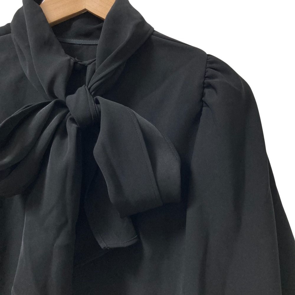 美品 AKKO×Sov. アッコ ソブ ダブスタ ボウタイパフスリーブ ブラウス  