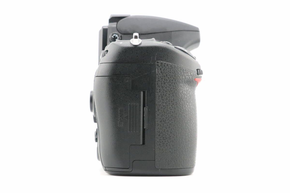 Nikon D700 美品 ショット数298枚 ニコン(NIKON)|フルサイズCMOSセンサー搭載|HARDOFFオフモール