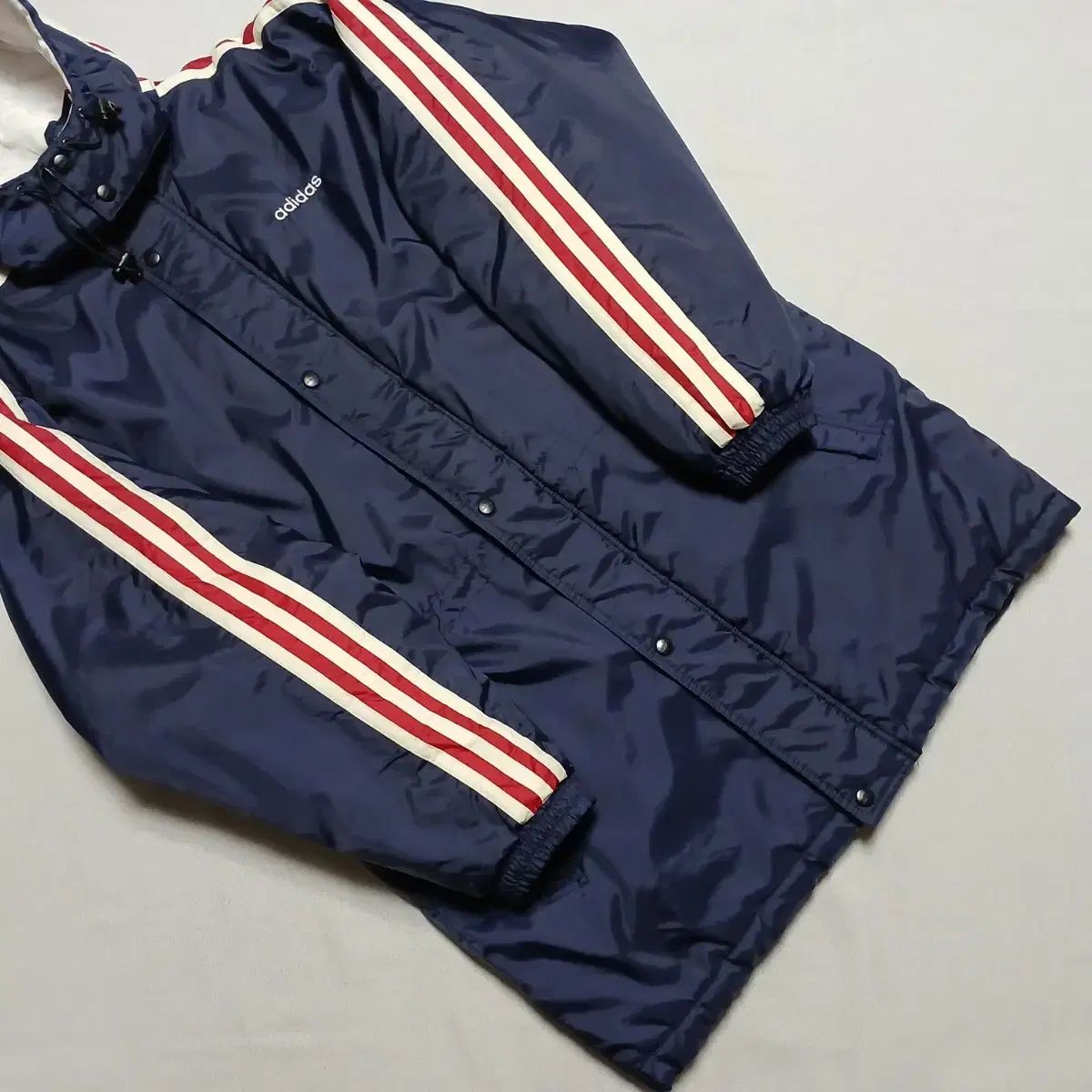 adidas アディダス