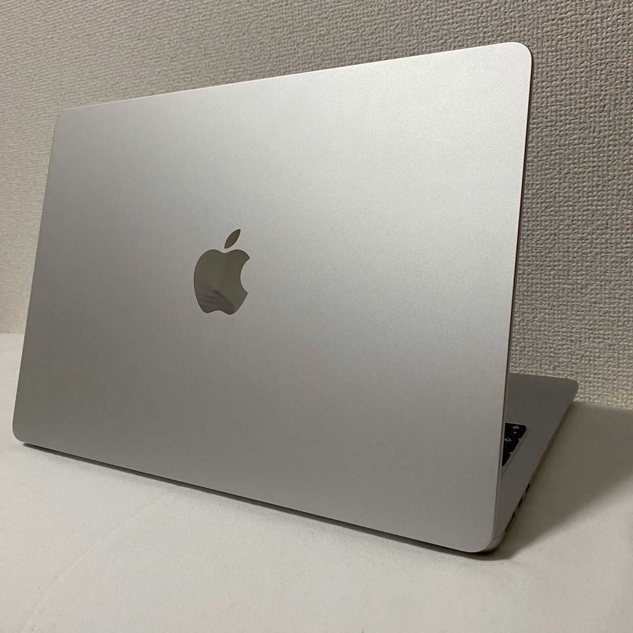 Apple MacBook air M1 シルバー 箱付き JIS Amazon.com: Apple MacBook Air with Apple M1 Chip, 13.3 inch, 16GB