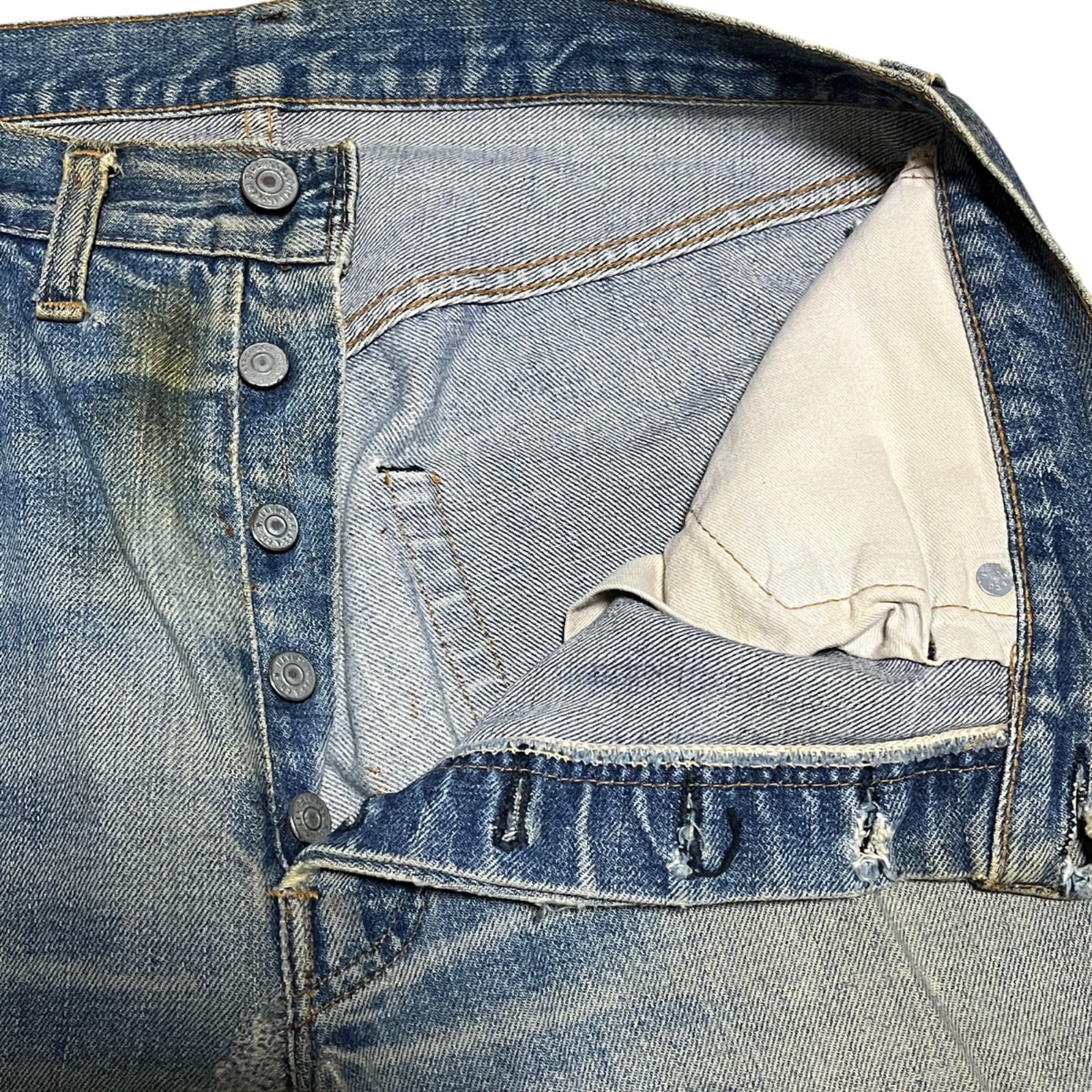 Levi