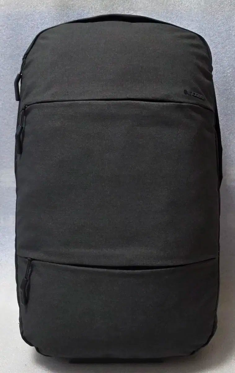 Incase インケース Incase シティバックパック パソコンバックパック 旅行用バックパック 学生従業員バッグ