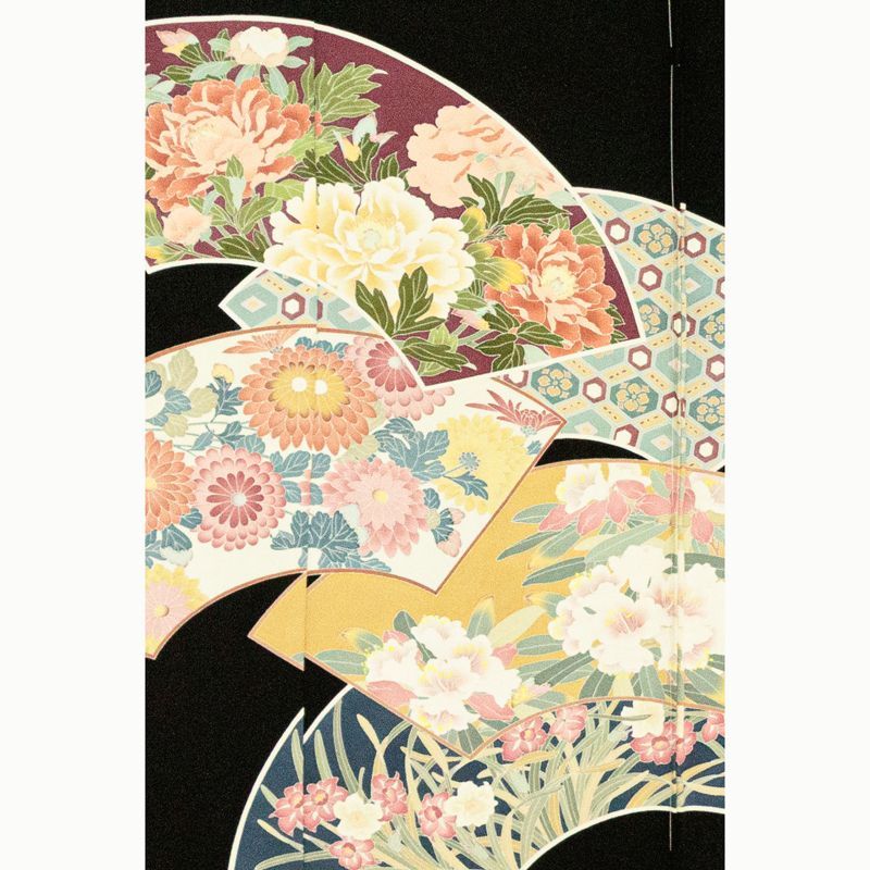 伝統工芸士柳槁昭作手描加賀五彩染四季花扇面文 落款入