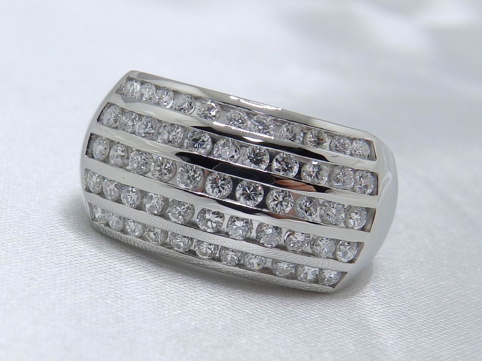 K18】天然ダイヤモンドのリング【0.390ct】【0.34ct】 【公式通販】