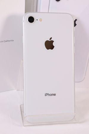 iPhone8 シルバー 64GBモデル Simフリー - スマートフォン本体