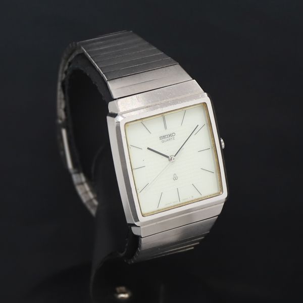 【稼働品】BURBERRY 11500L SS/GF 白 QZ レディース腕時計 QZ アニエスベー V401-0850 シルバ―文字盤 レディース腕時計