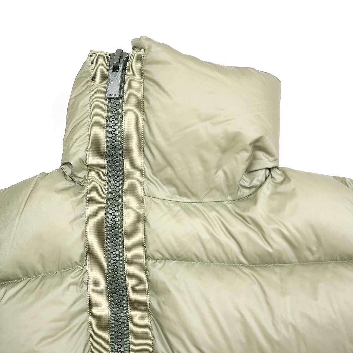 お値下げ中：Sacai サカイ ダウン ジャケット グリーン カーキ サイズ 2 THE NORTH FACE×sacai ザノースフェイス×サカイ ダウン