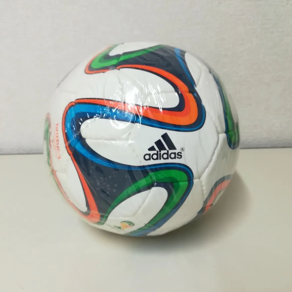 【新品・未使用】ブラジルワールドカップ公式試合球 ブラズーカ 5号球 ブラジル・ワールドカップ公式試合球『ブラズーカ』が販売開始