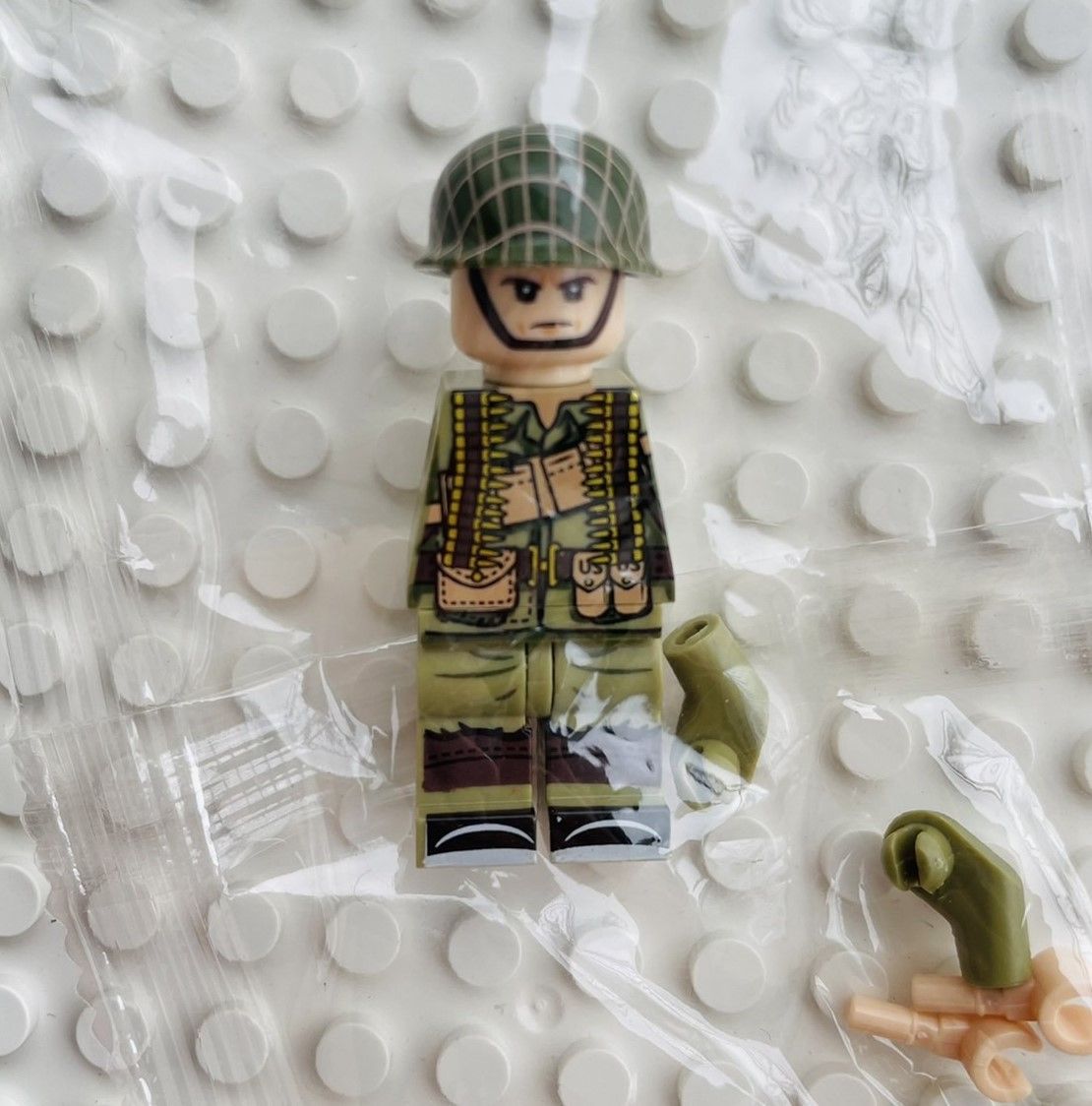 WW2アメリカ軍米軍20体セット ミリタリー ミニフィグ武器LEGOレゴ互換