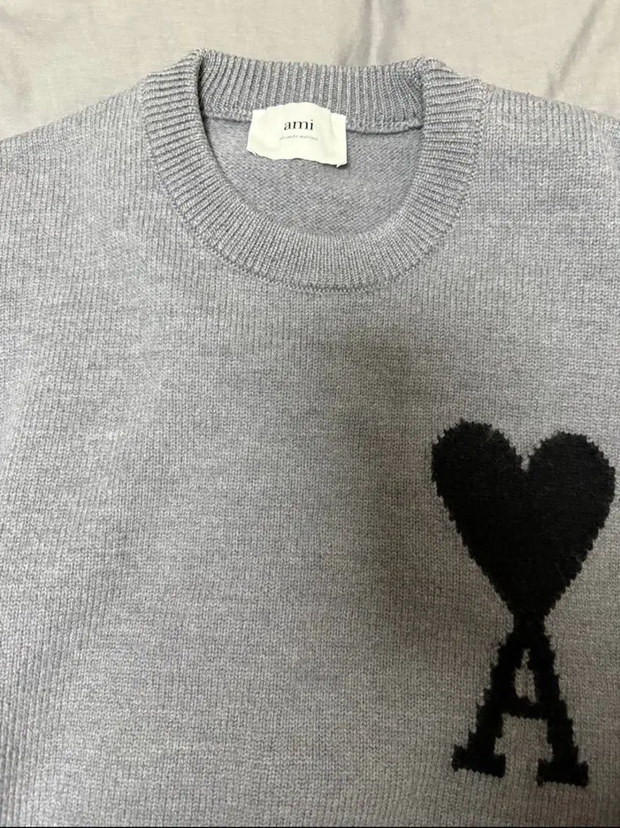 Ami Parisグレー クルーネックセーター AMI PARISグレー ニット 楽天