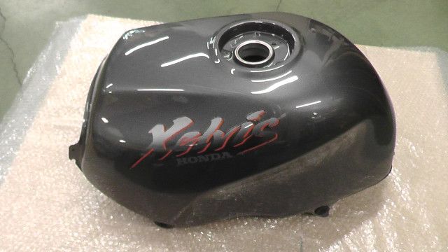 VT250FN ゼルビス　MC25-1000xxx　の　タンク:#1740017651