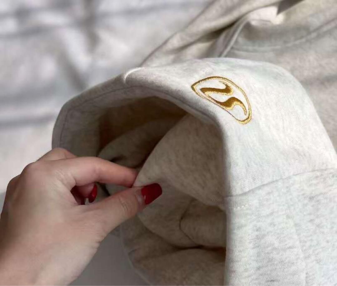 Lululemon 6 【タグ無し】 lululemon - ルルレモン クロップTシャツ