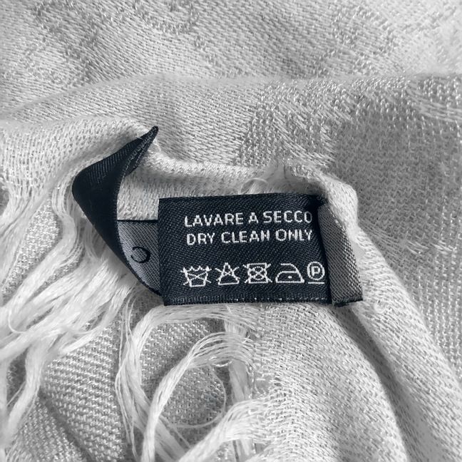 GUCCI(グッチ) ストール(ショール) - ライトグレー GG柄