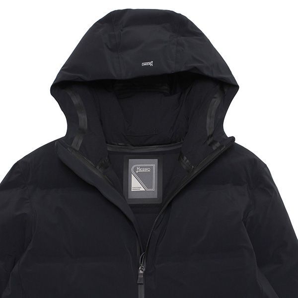 25AWモデル ヘルノ HERNO メンズ 防風防水 ストレッチダウンジャケット