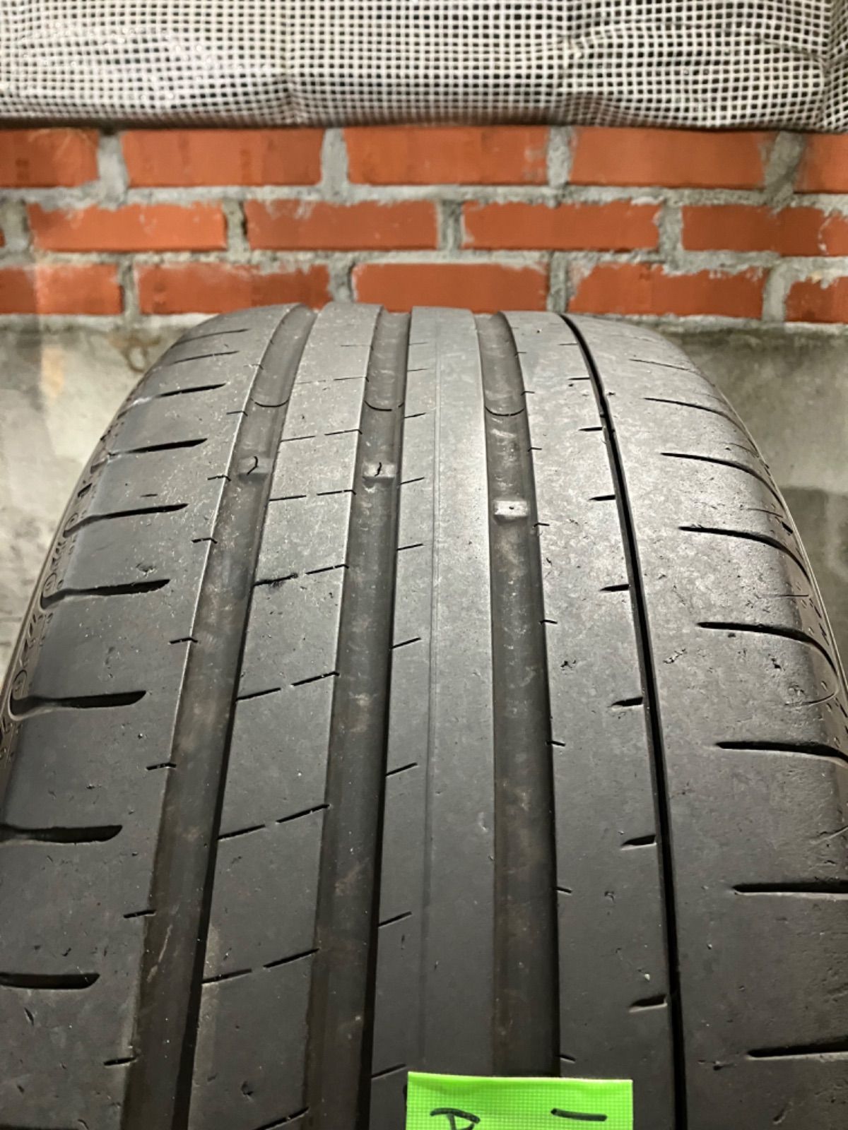 245|45R20 ヨコハマ
