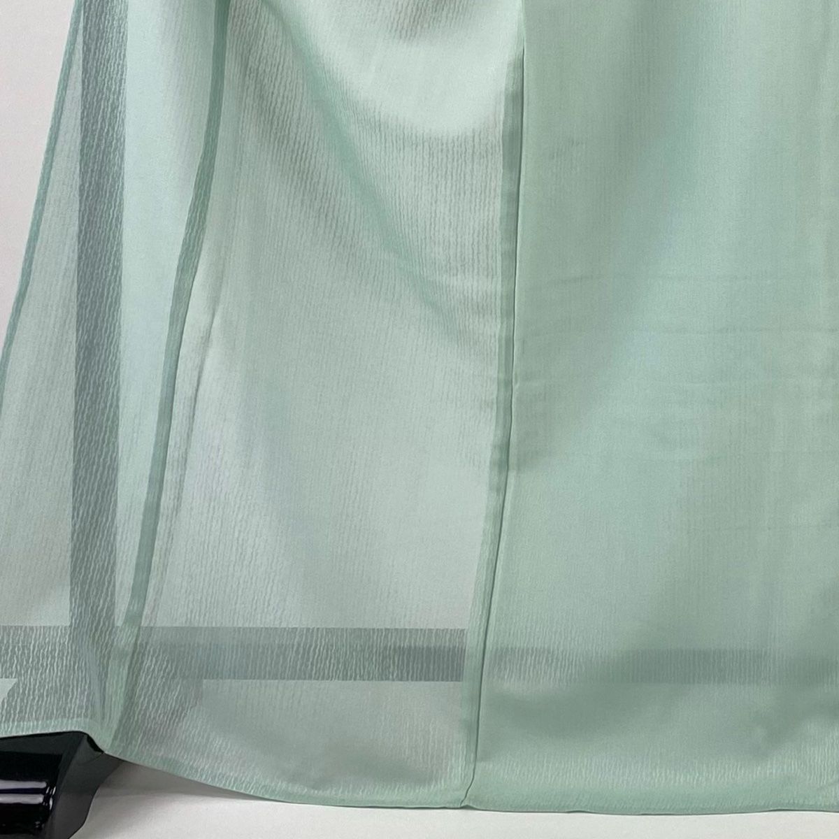 色無地 身丈172.5cm 裄丈67cm M 薄物 地紋 薄緑 正絹 秀品