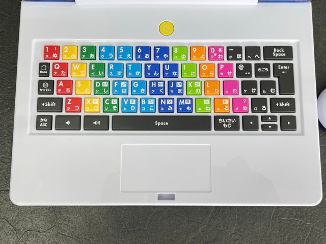 ドラえもんAIパソコン | ドラえもん｜バンダイ公式サイト