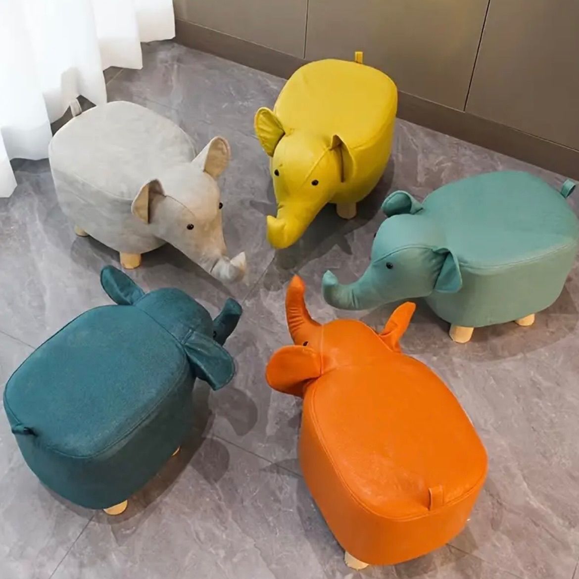 キッズルーム コーヒーテーブルスツール