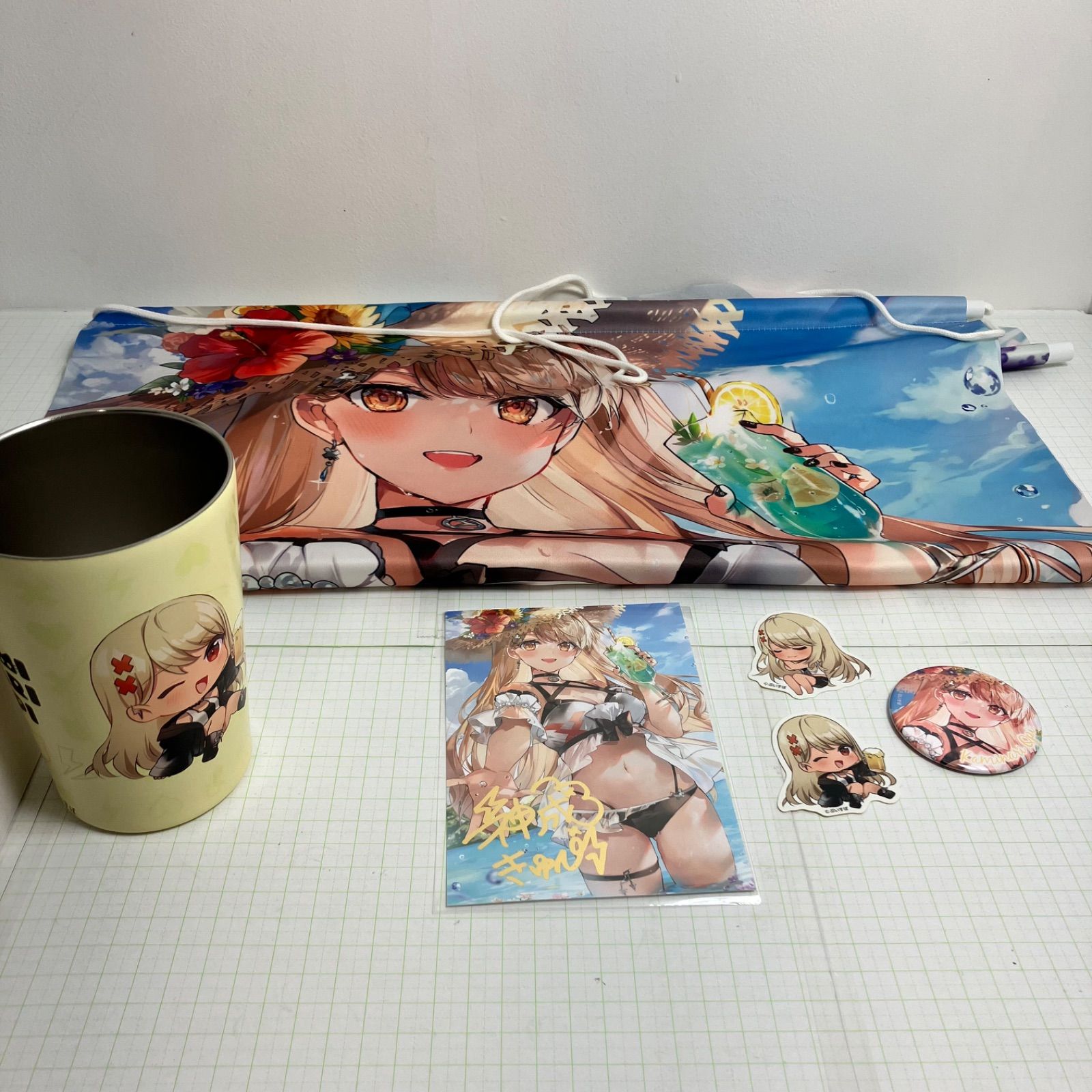 瀬戸店 神成きゅぴ 誕生日記念2025 グッズ５点セット 箔押しポストカード タンブラー タペストリー ステッカー＆缶バッジセット ぶいすぽっ 718-5274