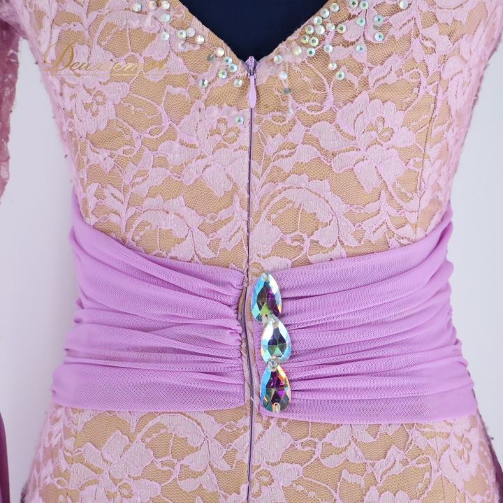 完全調整品 社交ダンス 衣装 スタンダード ドレス スタンダードドレス ワンピース 紫 ラベンダー フリル レース パープル系 光沢 女性用 おしゃれ かわいい 発表会 ダンスパーティ フォーマル ドレッシー 華やか パーティードレス 上品 レディース 【2025年最新作】