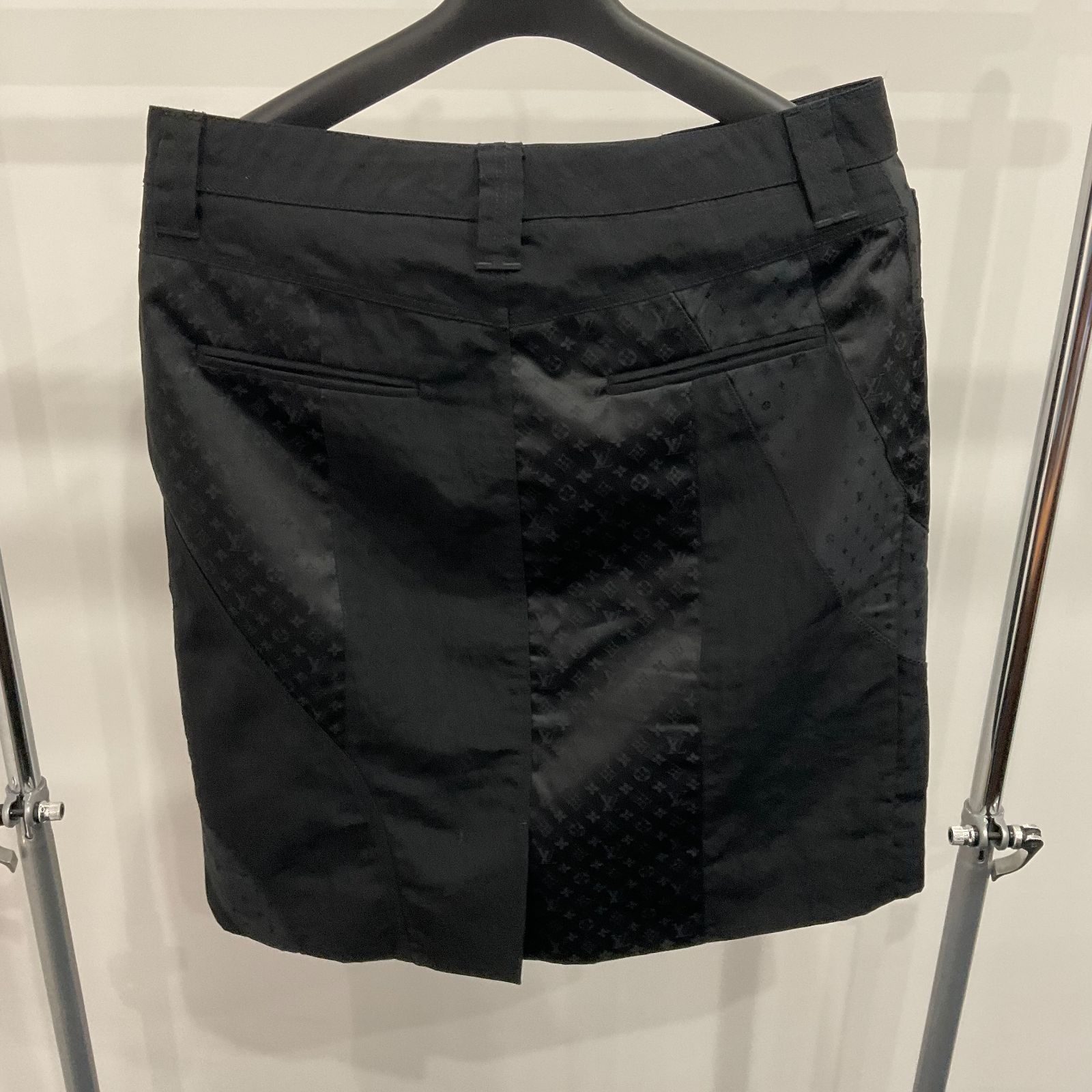 LOUIS VUITTON モノグラム スカート D25062954