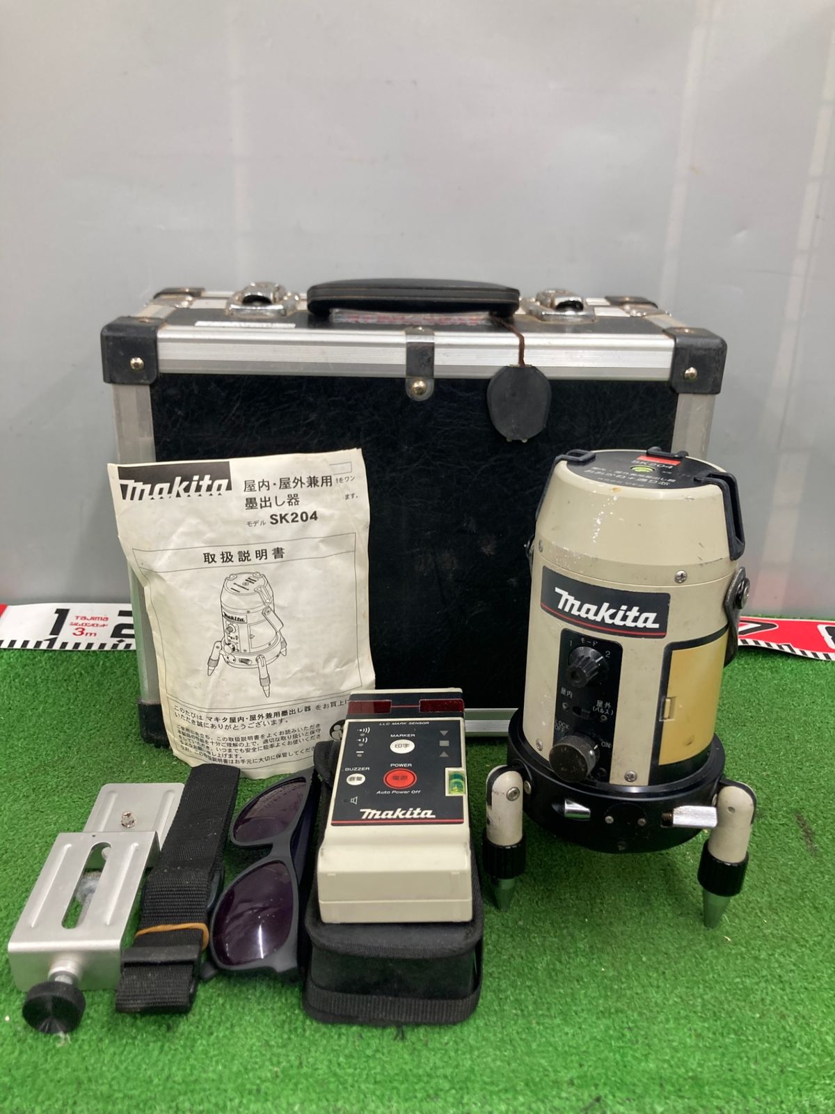 makita/マキタ◇屋内・屋外兼用墨出し器/SK10◇レーザー墨出器 makita/マキタ◇屋内・屋外兼用墨出し器/SK10◇レーザー墨出器