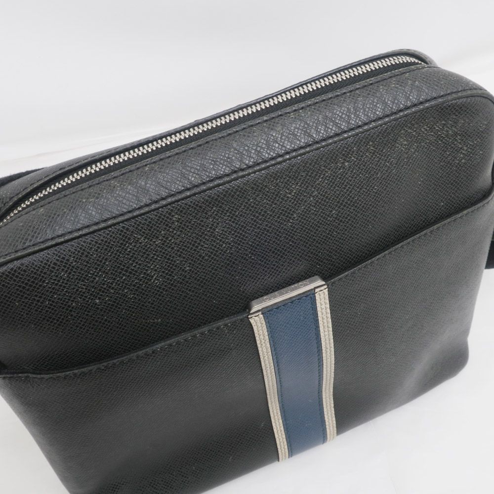 名東】【LOUIS VUITTON】ルイヴィトン アントン・メッセンジャー