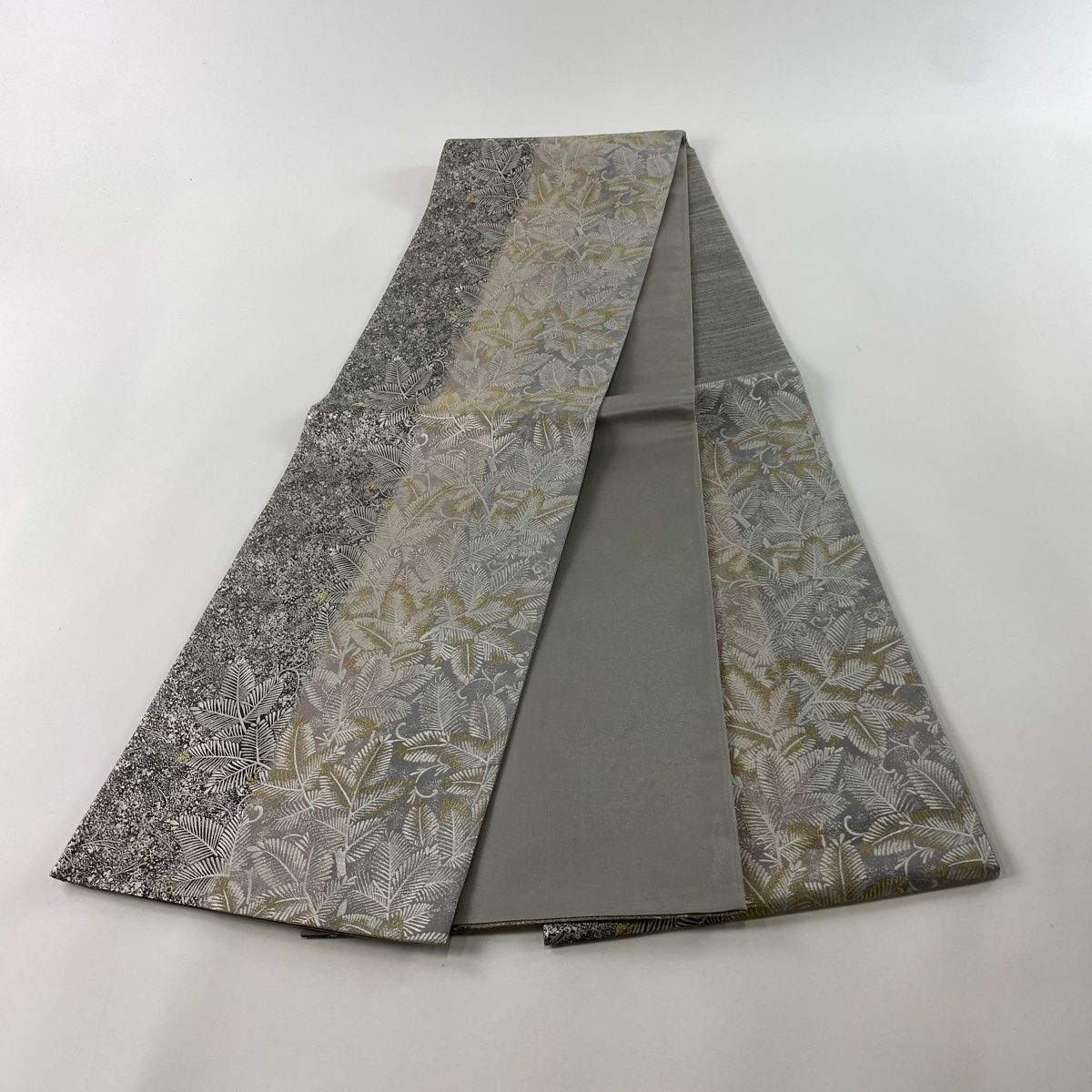 秀品 蒔絵献上松文