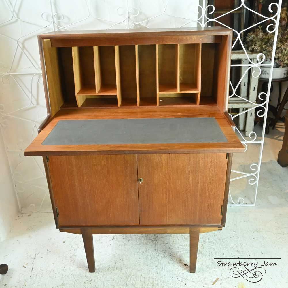 L3705-304 英国ヴィンテージ ターニッジ Turnidge ライティングビューロー デスク 勉強机 パソコン台 サイドキャビネット チーク 北欧 学習机 イギリス