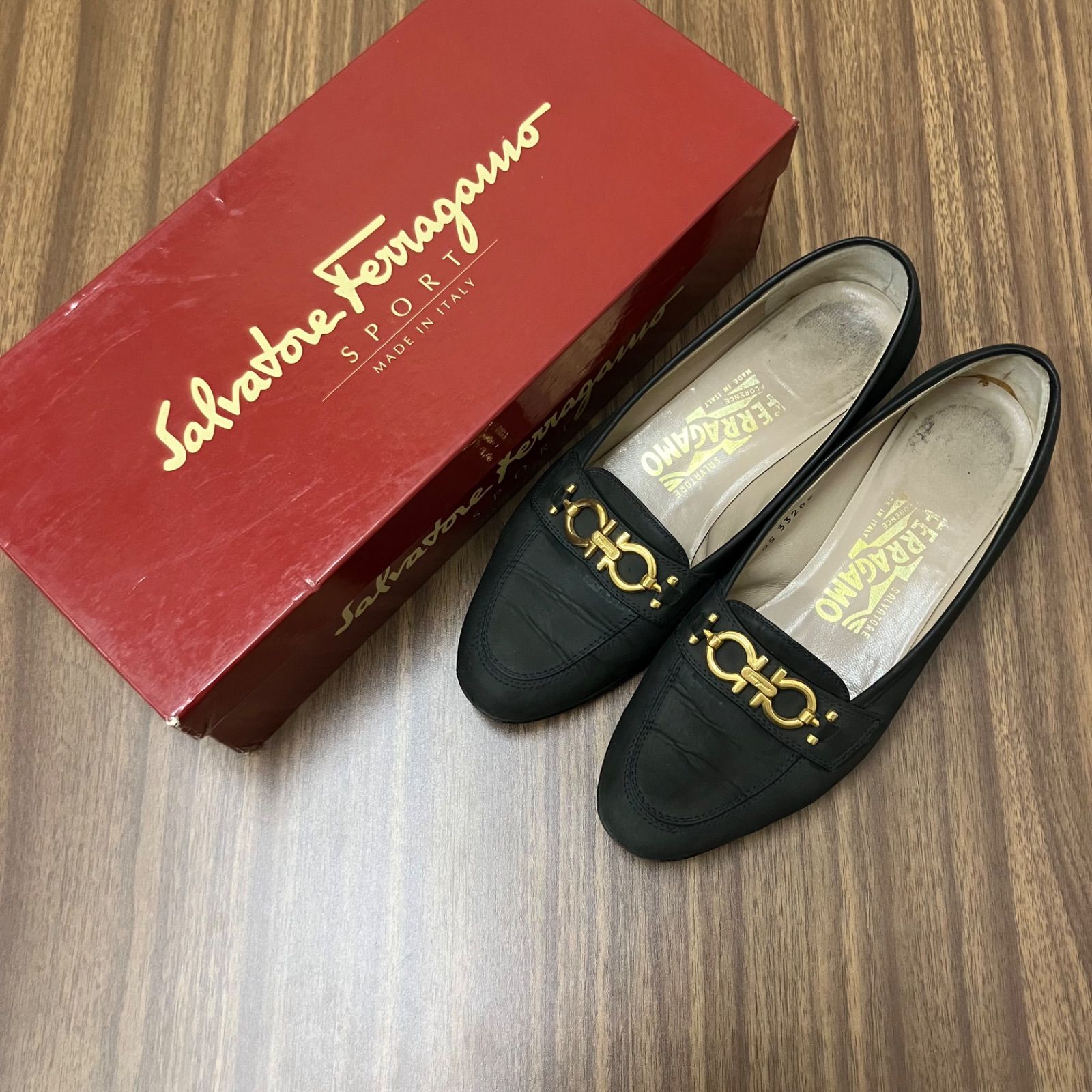 Salvatore Ferragamo フェラガモ パンプス　黒　23.4 箱 ◼︎Salvatore Ferragamo フェラガモ パンプス ガンチーニ 黒