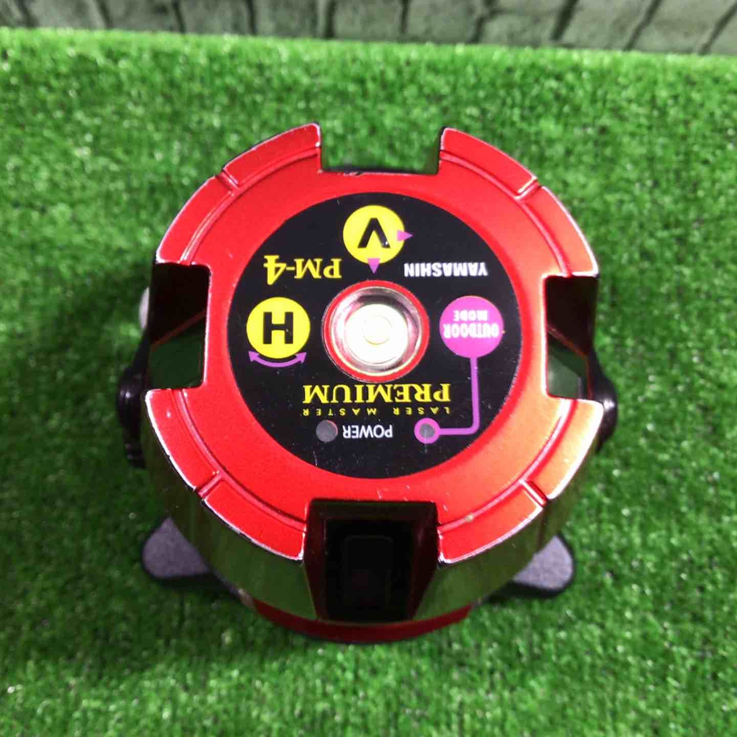 ◇山真製鋸(YAMASHIN) レーザー墨出し器 PM-4 矩・横【川口店】 - メルカリ