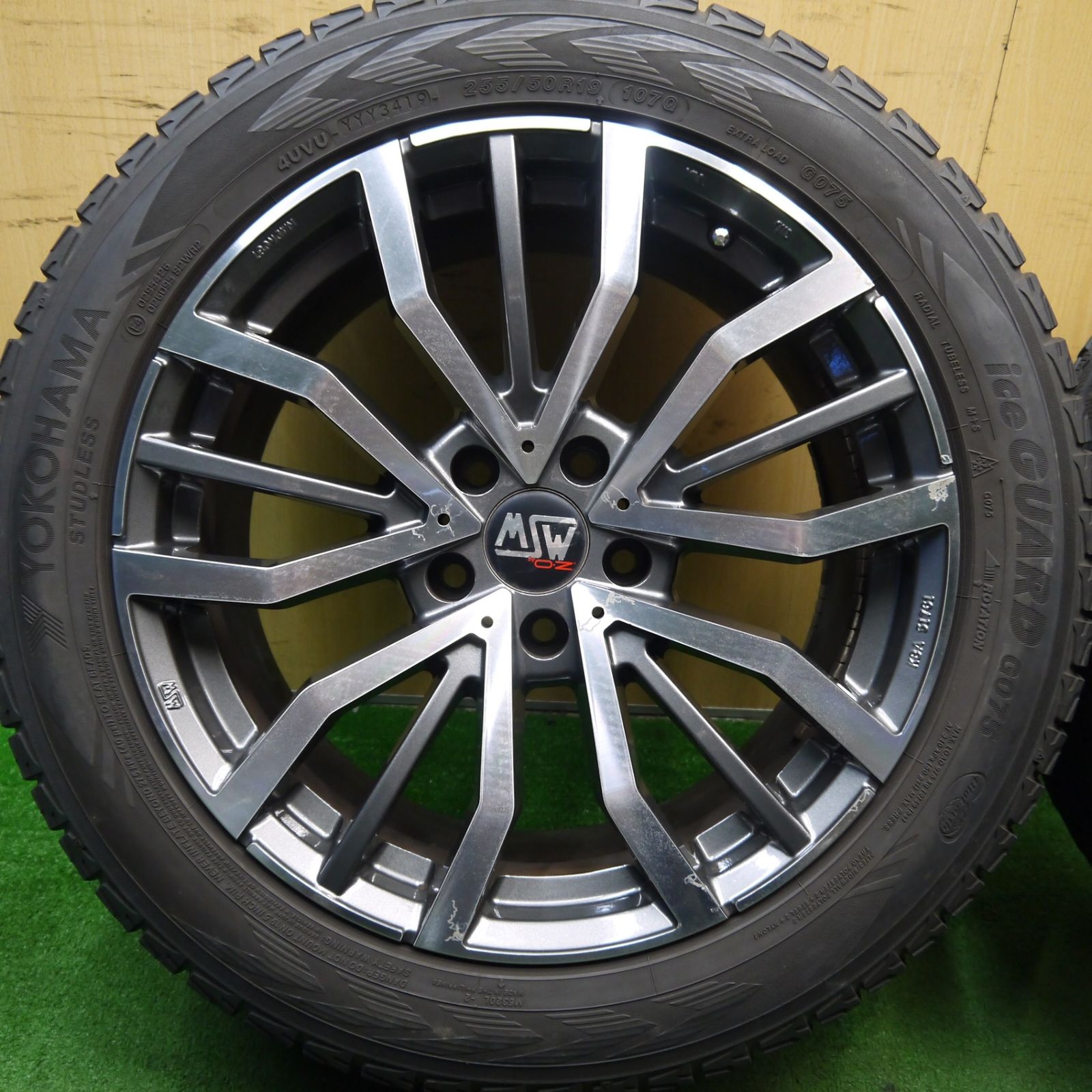 バリ溝！9.5分☆BMW 等 MSW 49 O・Z 255/50R19 スタッドレス ヨコハマ 