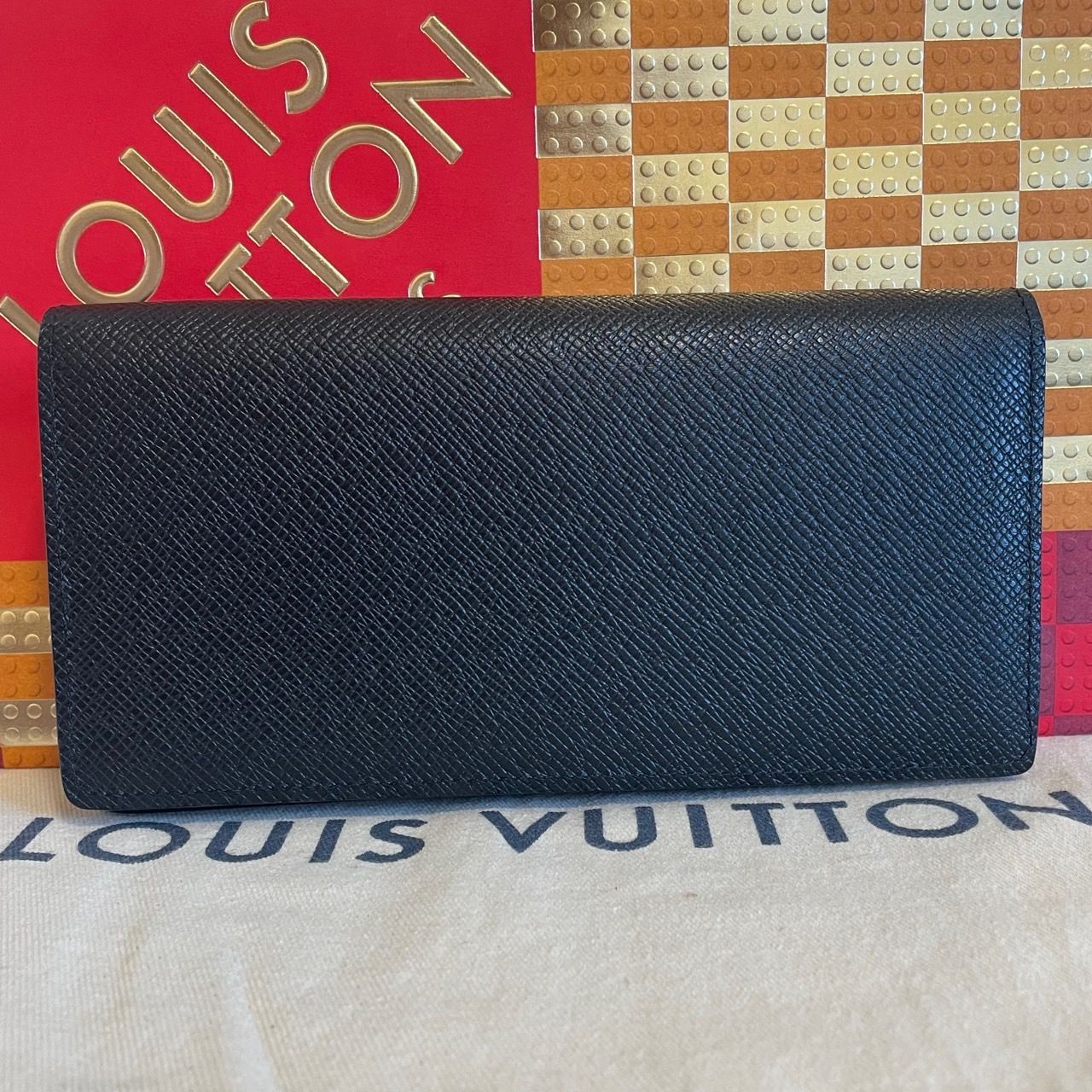 美品！LOUIS VUITTON ルイヴィトン タイガ 長財布 ICチップ仕様 極美品 IC内蔵 ルイヴィトン タイガ シルバーロゴ 新型 ブラザ