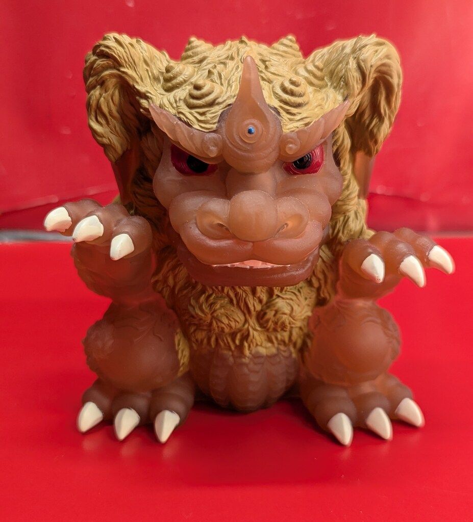 ゴジラストア限定鎮座獣 ヘドラ キングシーサー 限定カラーのゴジラや