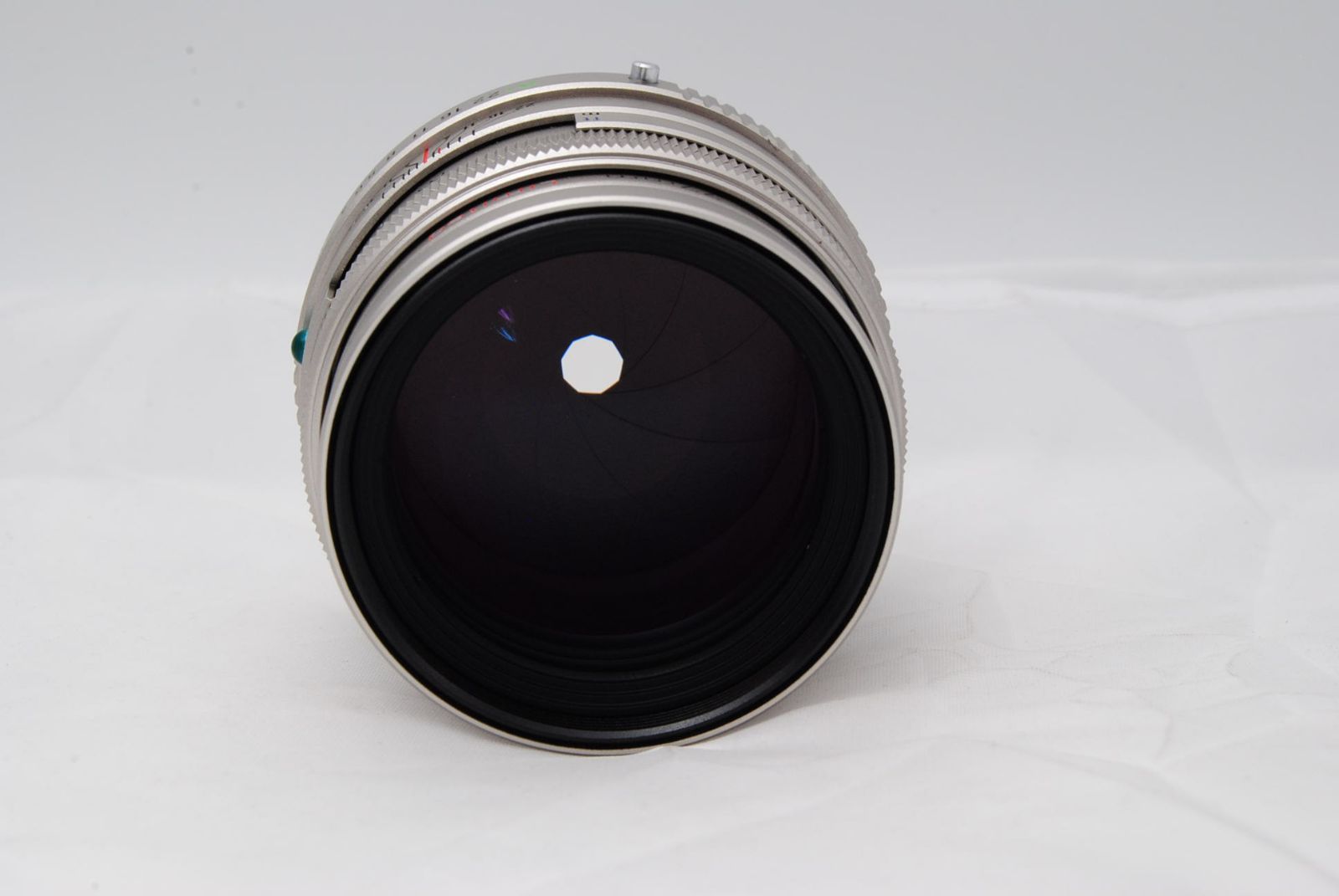 級 ペンタックス HD PENTAX-FA 77mmF1.8 Limited シルバー 中望遠単焦点レンズ 27890