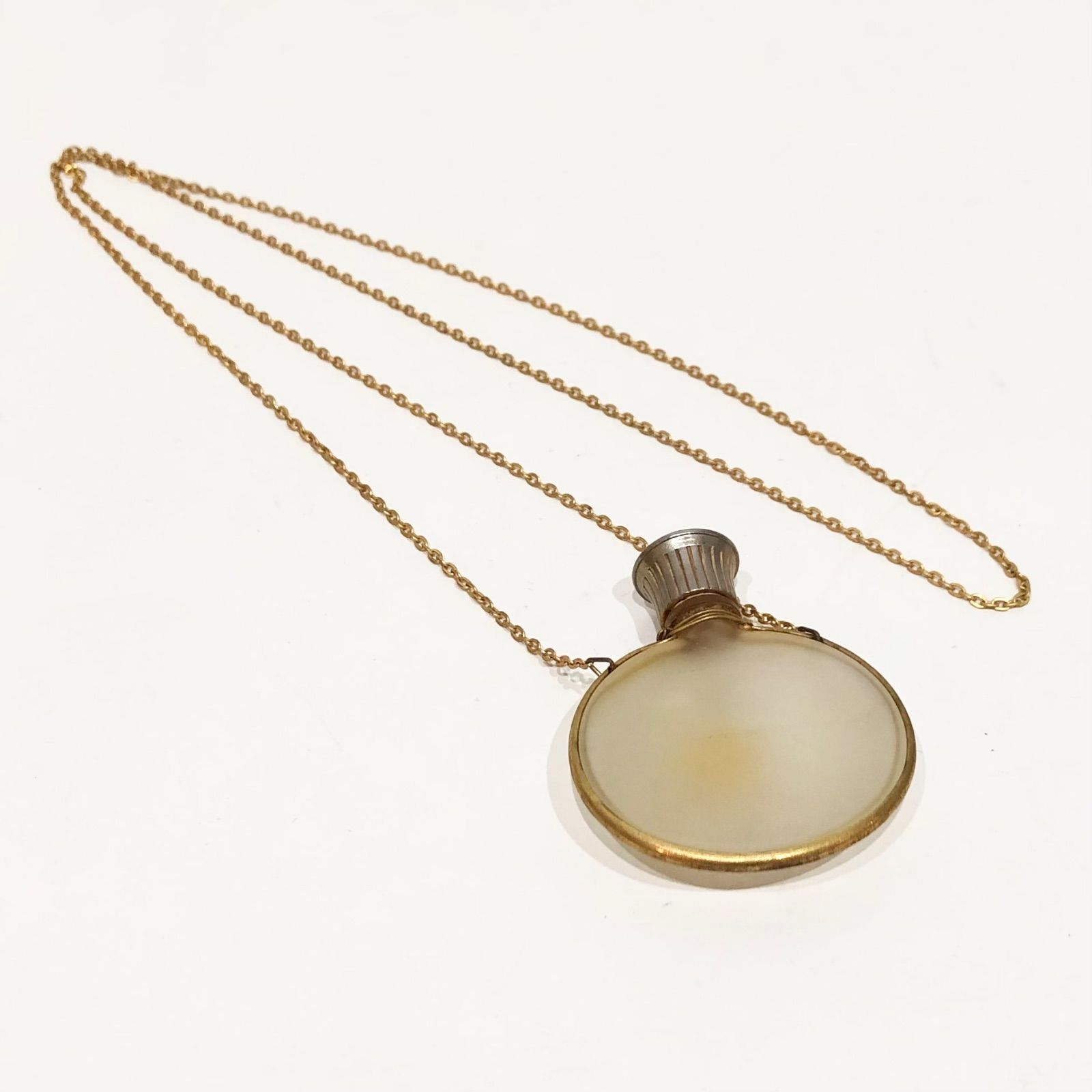 ヴィンテージNINA RICCI ペンダント型香水 イエロー ヴィンテージNINA RICCI ペンダント型香水 イエロー NINA RICCI