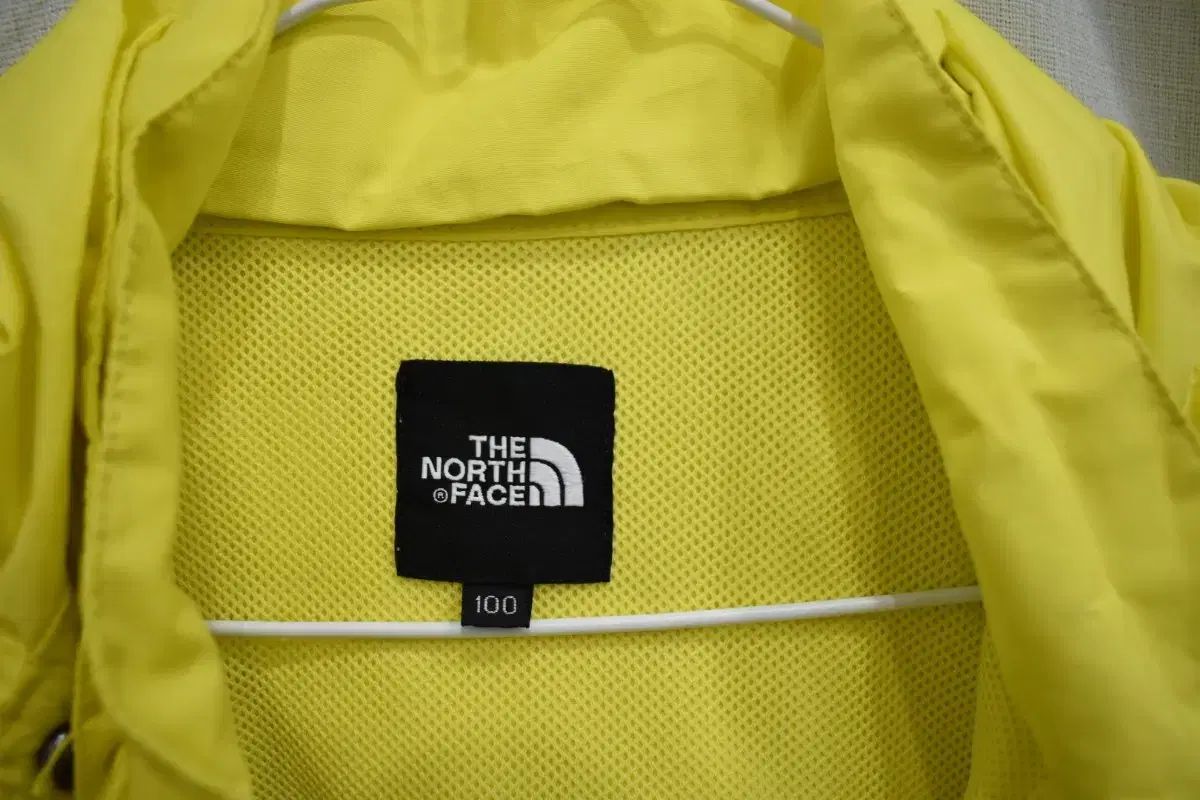 THE NORTH FACE(ザノースフェイス) メンズ ウインドブレーカー 100