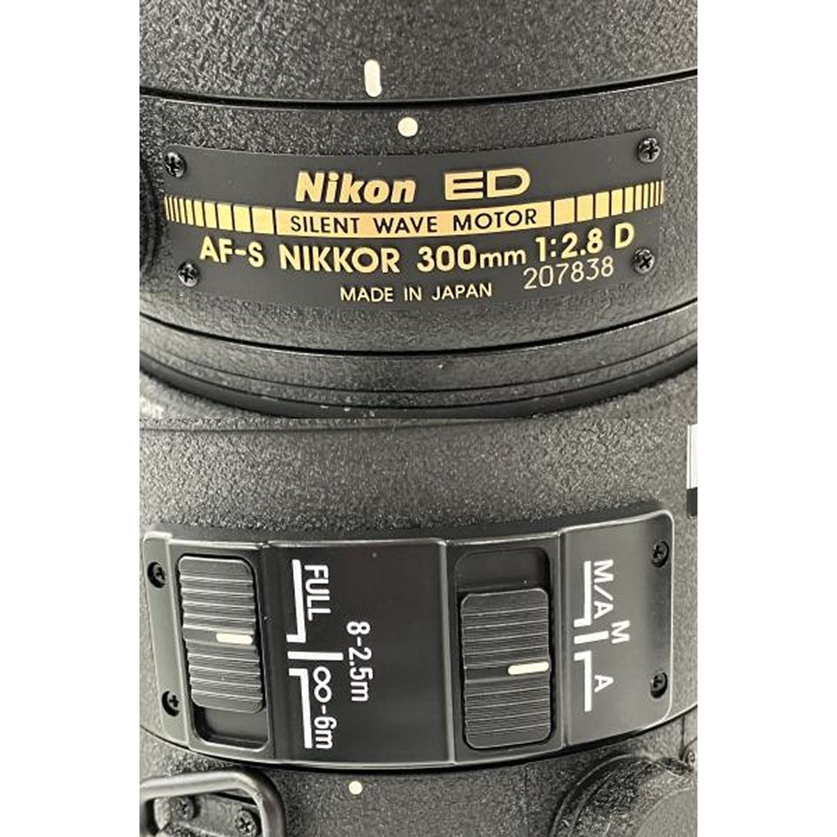 Nikon ED AF-S NIKKOR 300mm F2.8 D 大口径 単焦点 超望遠レンズ Nikon ED AF-S NIKKOR 300mm F2.8 D 大口径 単焦点 超望遠レンズ