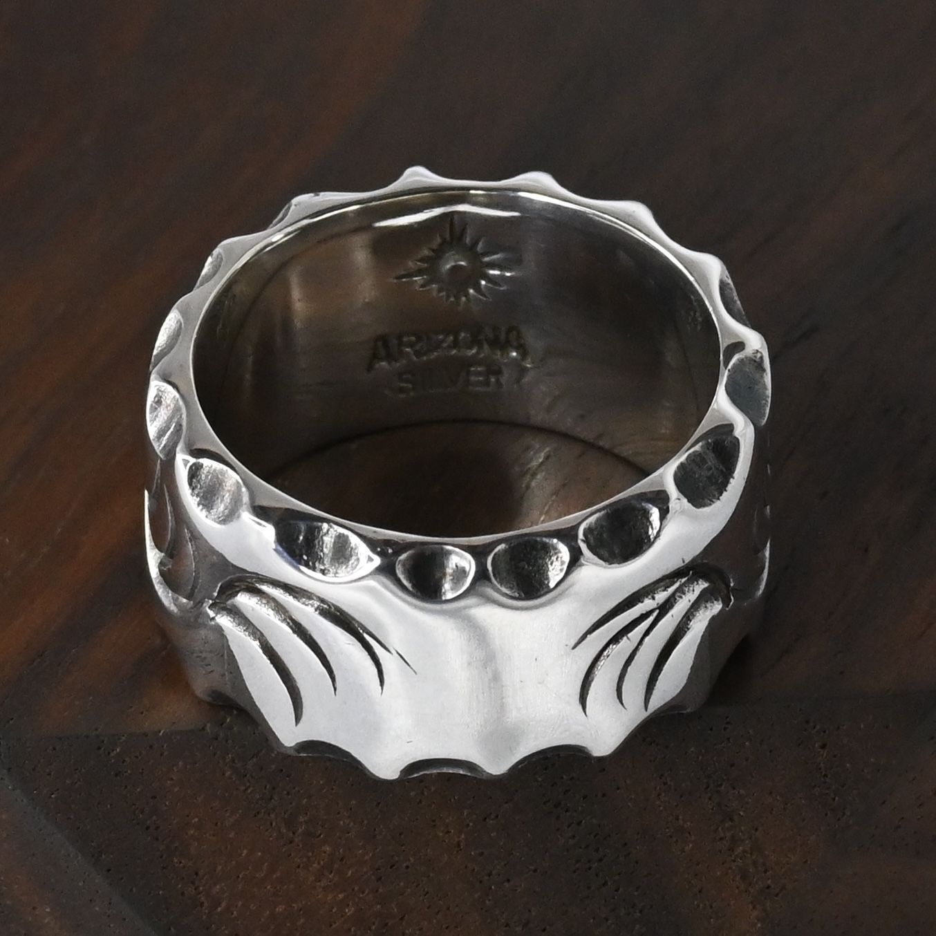 研磨済】 ARIZONA FREEDOM シルバー リング 太陽神 唐草 17.5号
