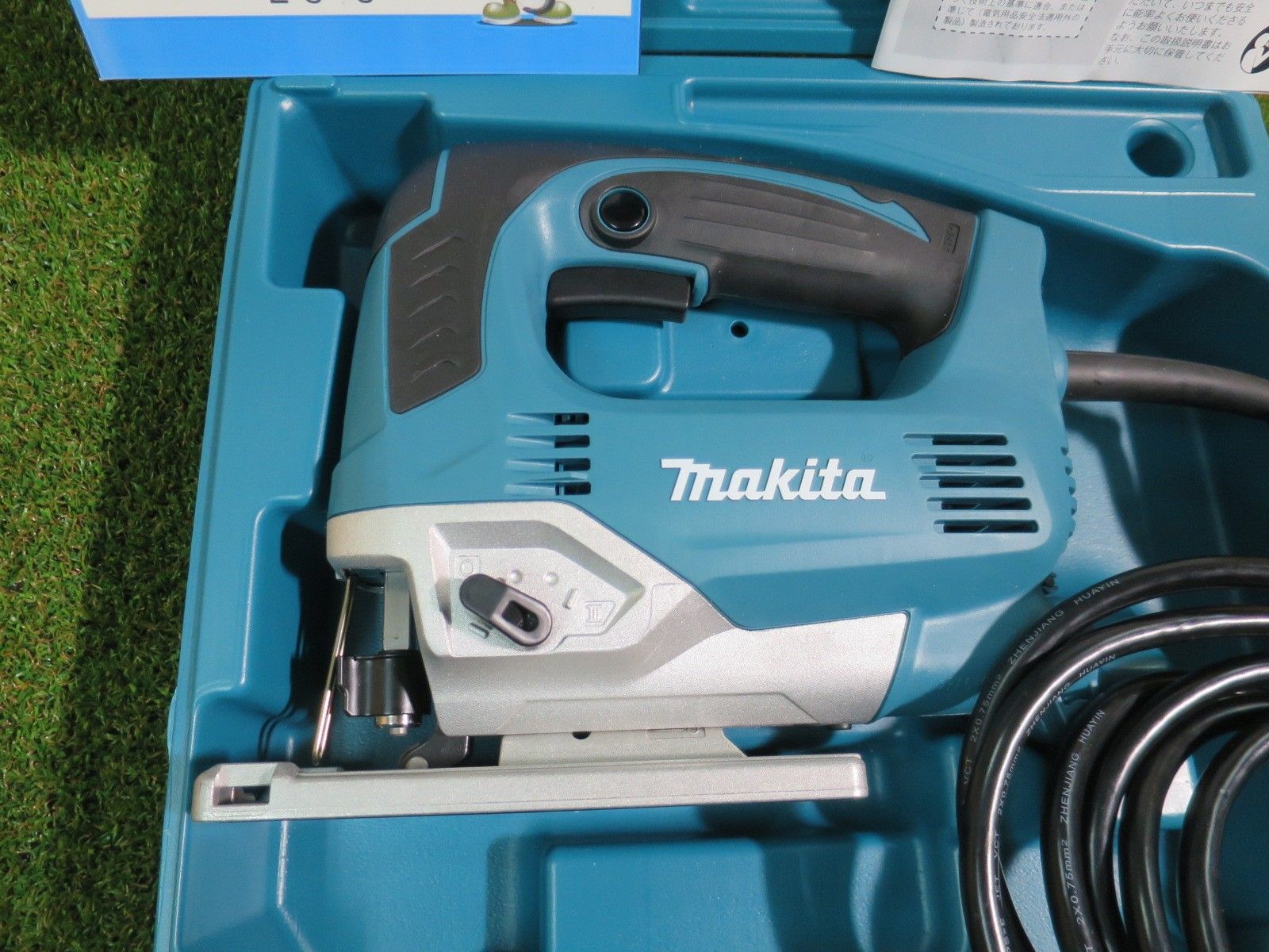 ☆中古 マキタ 充電式ジグソー JV142D 14.4V 本体のみ ケース/説明書付 