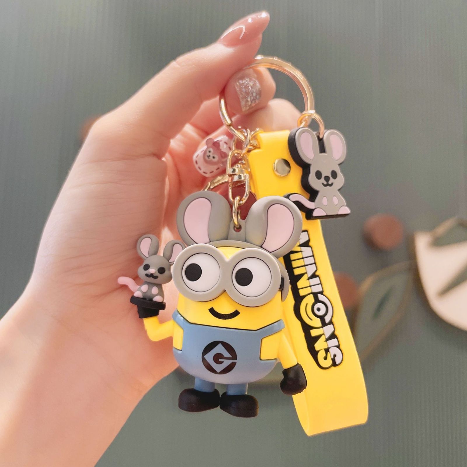 パターン キーホルダー ミニオンかわいいぬいぐるみminions １２干支