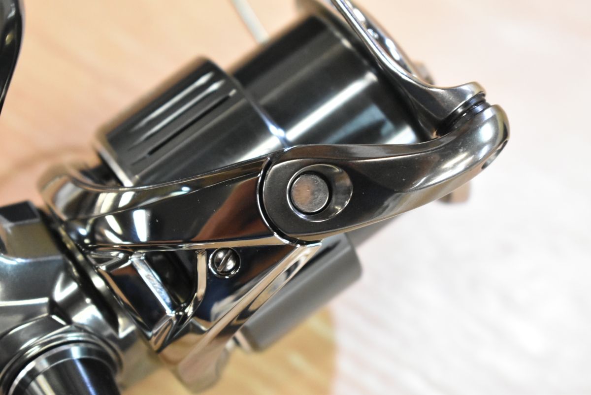  シマノ 22 ステラ 4000 MHG SHIMANO STELLA スピニングリール サーフ ライトショアジギング フラットフィッシュ ヒラメ シーバス イナダ スピニングリール リール