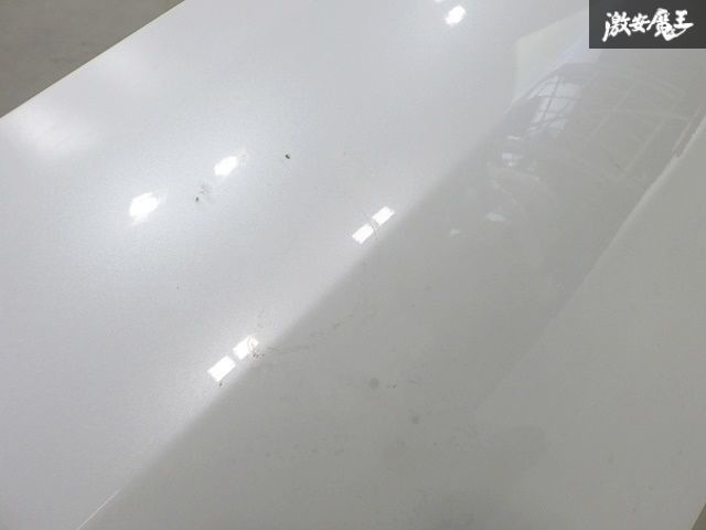 トヨタ ボンネット ホワイト070 FEGGARI ハイエース 200系 デビル ボンネット パネル 塗装済