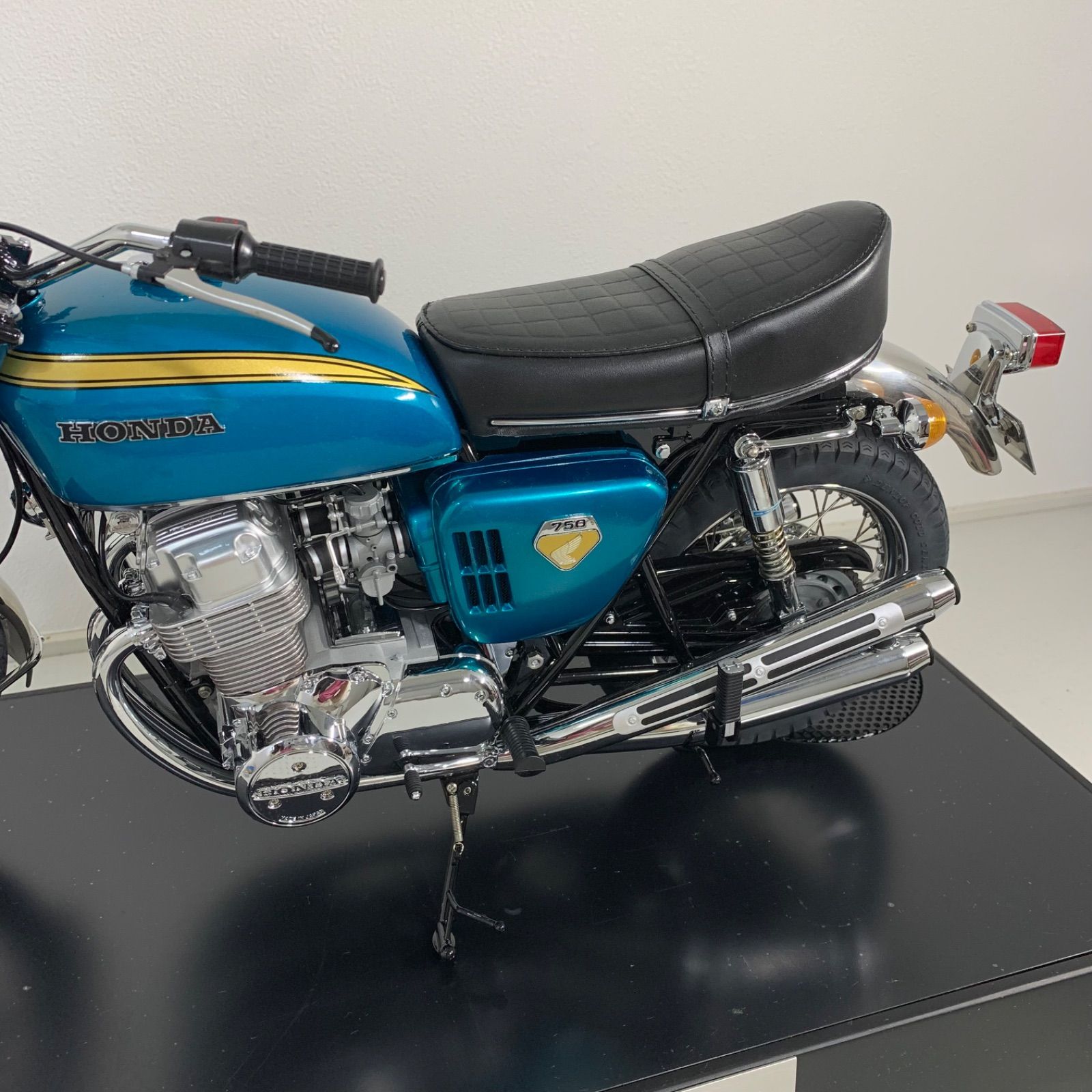 ディアゴスティーニ 1/4 CB750 完成品(ジャンク) - メルカリ